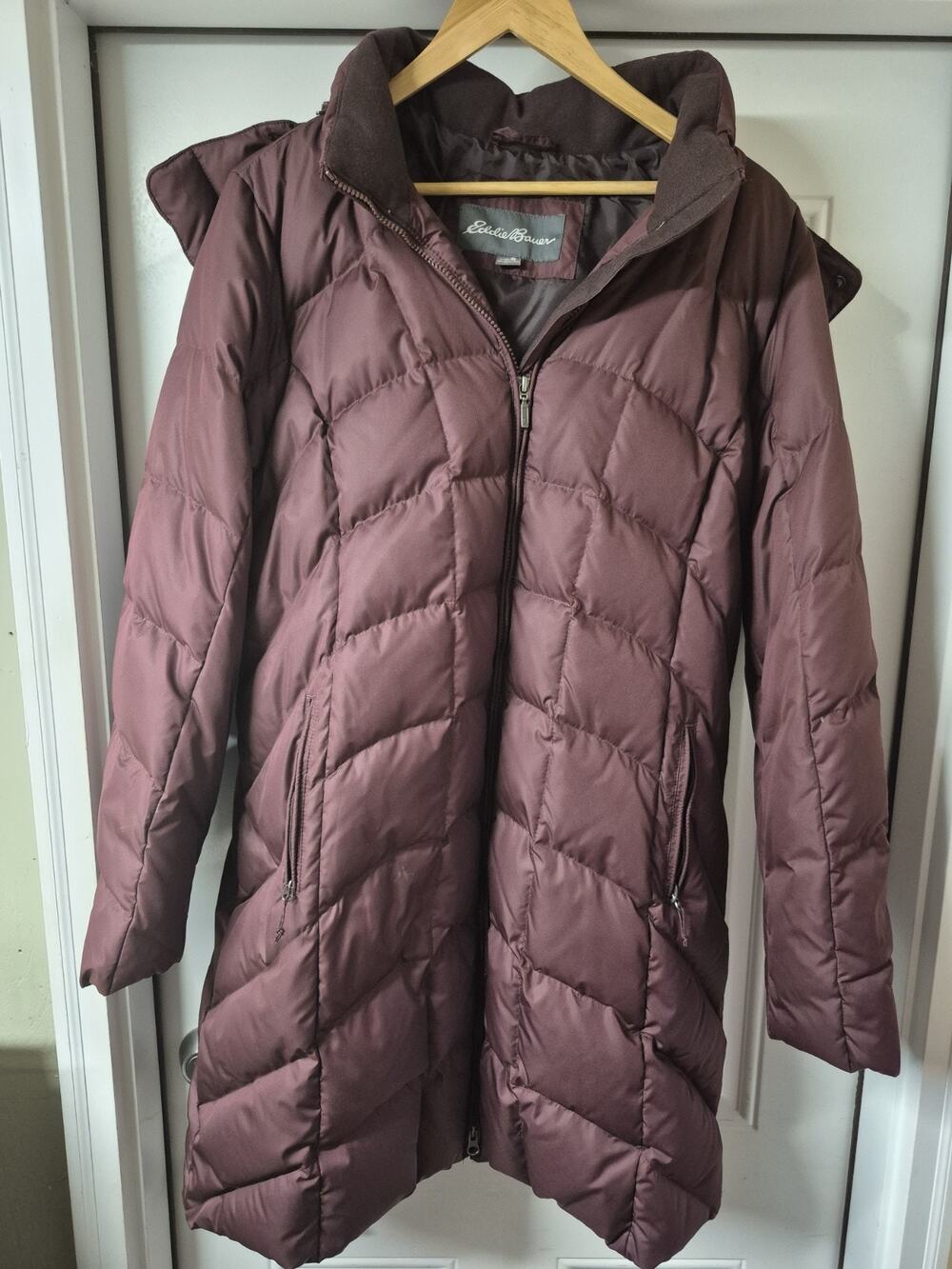 Eddie Bauer Womens XL 650 Down Sun Valley Puffer Parka Long Coat Burgundy Hood
